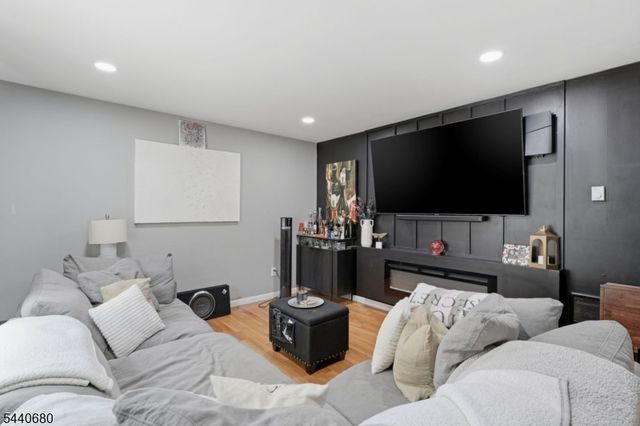 312 Littleton Ave, Newark City, NJ 07103