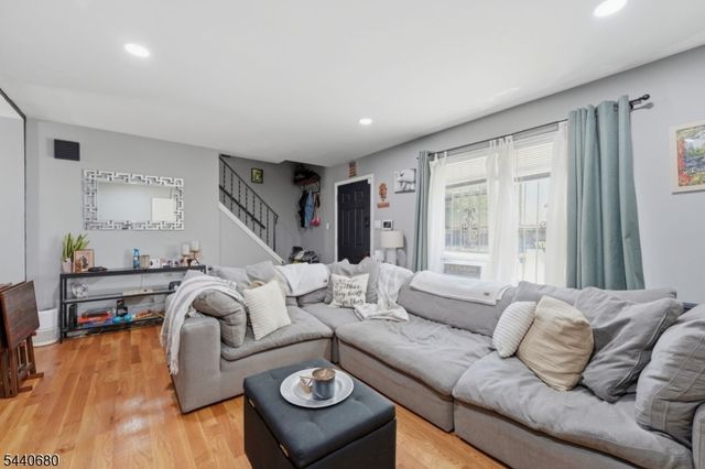 312 Littleton Ave, Newark City, NJ 07103