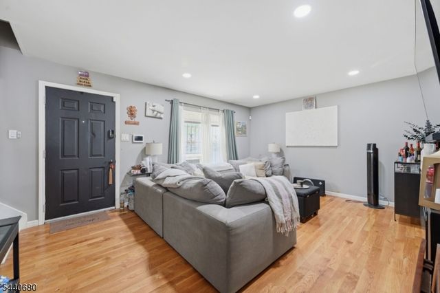 312 Littleton Ave, Newark City, NJ 07103
