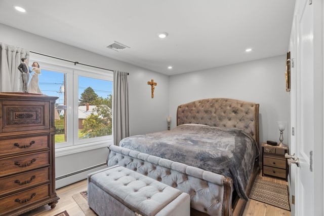 170 MOUNT PLEASANT AVE, Wallington, NJ 07057