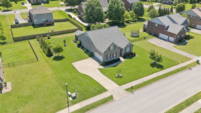 505 Cherry Blossom Way, Lebanon, TN 37087