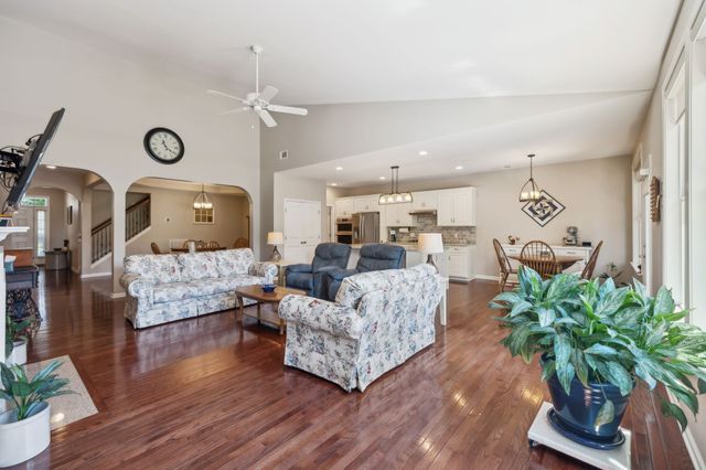 505 Cherry Blossom Way, Lebanon, TN 37087