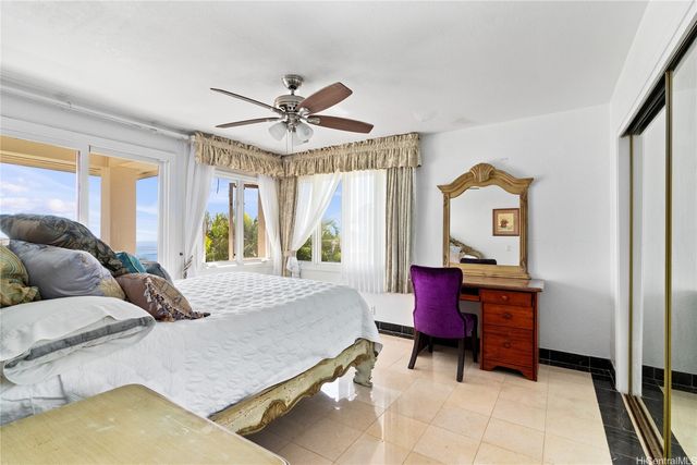 483 Maono Loop, Honolulu, HI 96821