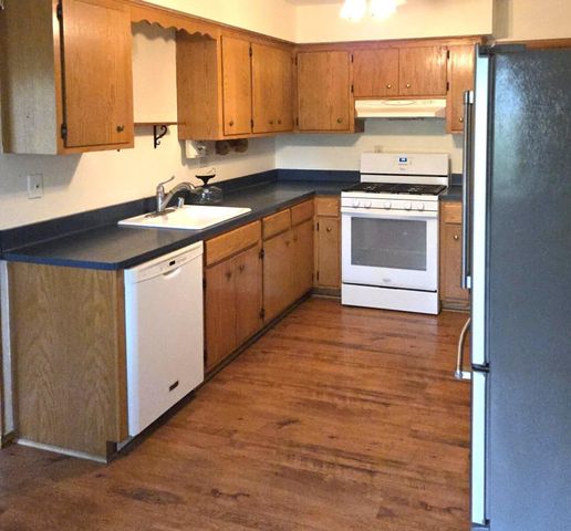 13002 N Phillip DRIVE, Mequon, WI 53097