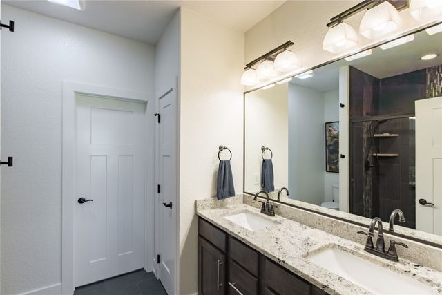 1618 NE Vicksburg Drive, Ankeny, IA 50021
