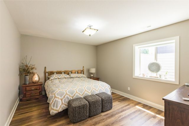 1618 NE Vicksburg Drive, Ankeny, IA 50021