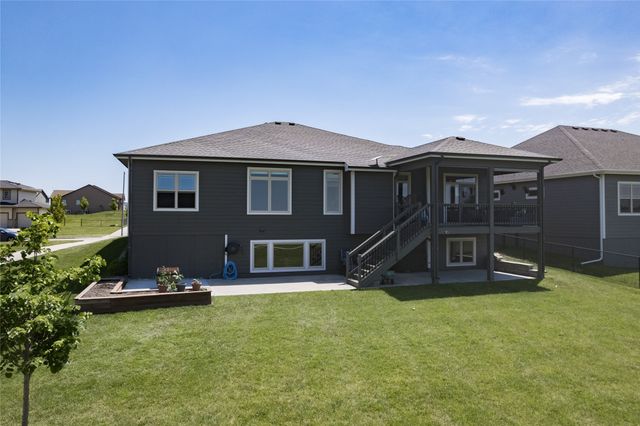 1618 NE Vicksburg Drive, Ankeny, IA 50021