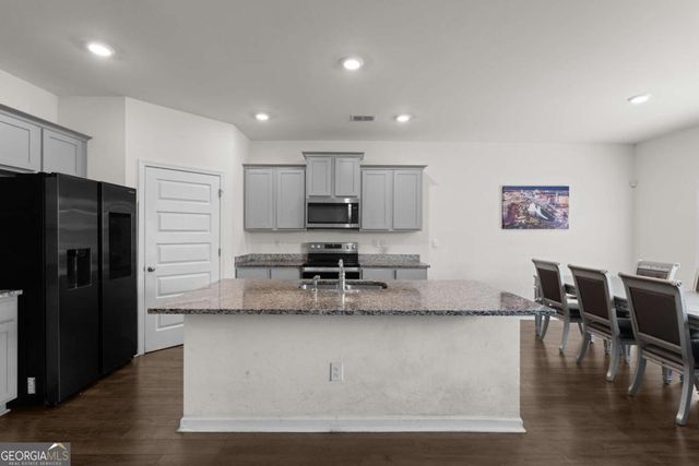 245 Canberra Way, Locust Grove, GA 30248