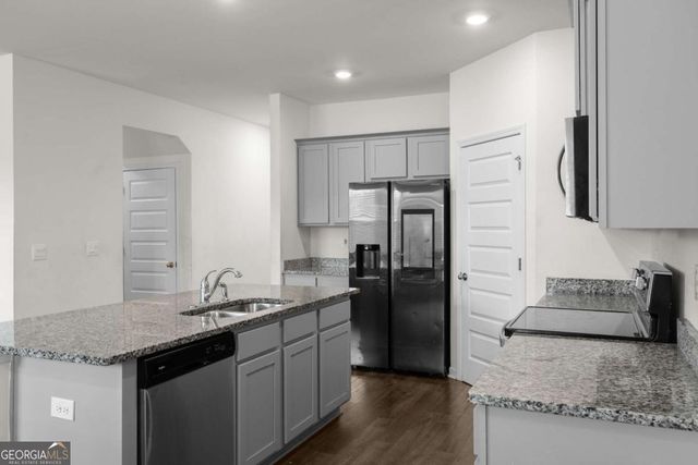 245 Canberra Way, Locust Grove, GA 30248