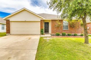 909 Poncho Lane, Fort Worth, TX 76052