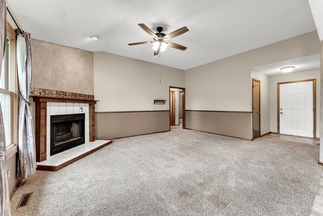 712 S Pinewood Lane, Nixa, MO 65714