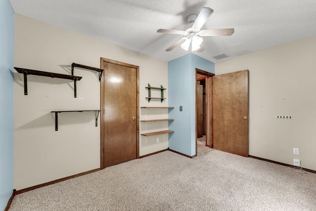 712 S Pinewood Lane, Nixa, MO 65714