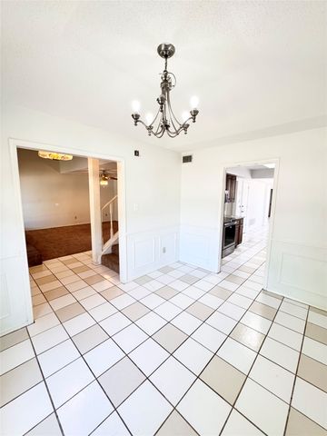 2006 Toulon Lane, Carrollton, TX 75007