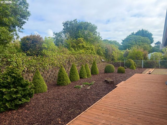 4797 CLOUDCROFT Ln, Florence, OR 97439