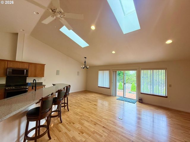 4797 CLOUDCROFT Ln, Florence, OR 97439