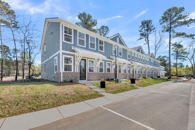 473 Martins Creek Boulevard, Summerville, SC 29485