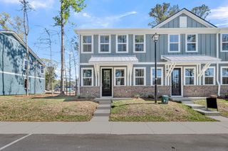 473 Martins Creek Boulevard, Summerville, SC 29485