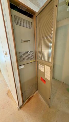 N11956 JUNGLE JIMS LANE, Silver Cliff, WI 54104