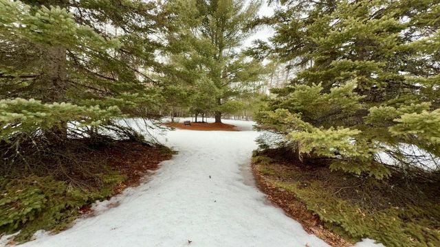 N11956 JUNGLE JIMS LANE, Silver Cliff, WI 54104