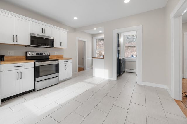 157 Summer Street, Hartford, VT 05001