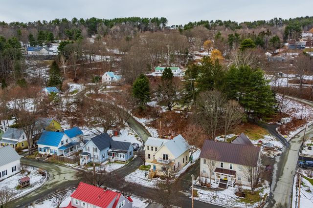 157 Summer Street, Hartford, VT 05001