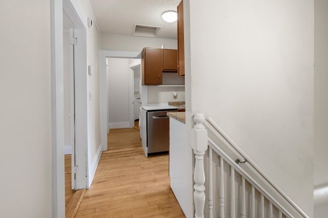 157 Summer Street, Hartford, VT 05001