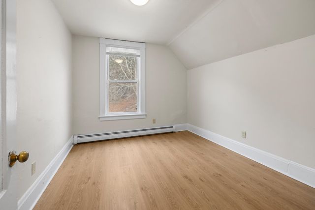 157 Summer Street, Hartford, VT 05001