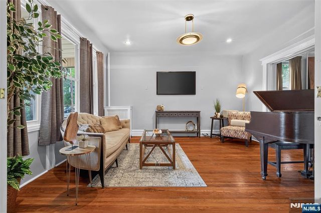 11 Stengel Avenue, Newark, NJ 07112