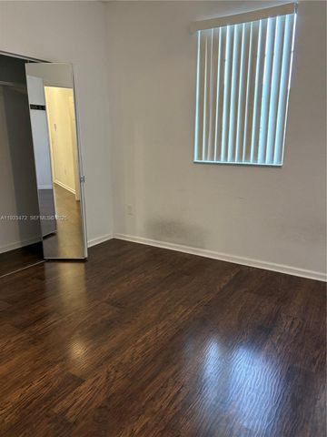 687 NW 42nd Ave, Plantation, FL 33317