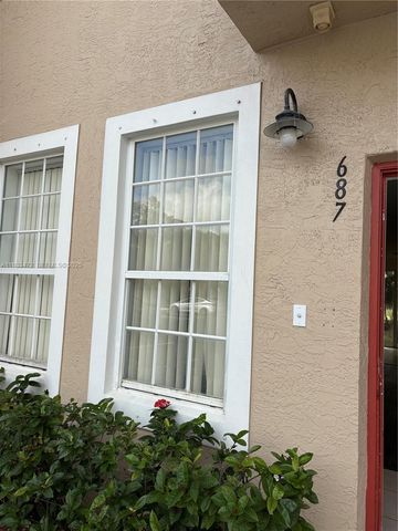 687 NW 42nd Ave, Plantation, FL 33317