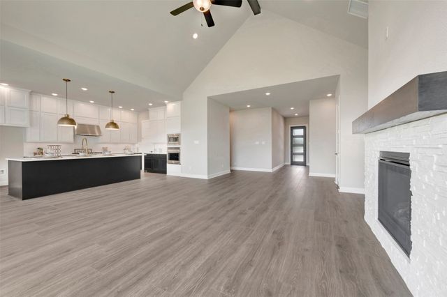 1951 Grand Avenue, Rockwall, TX 75087