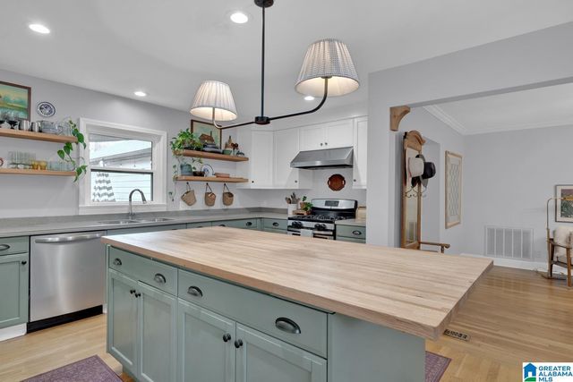 3444 BLUEBERRY LANE, Hoover, AL 35216