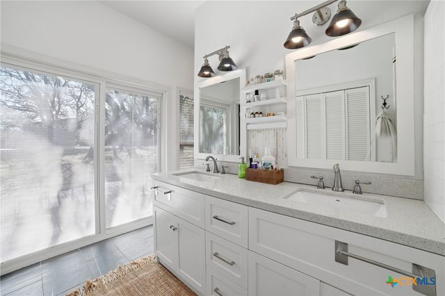 2189 Chaparral Drive, New Braunfels, TX 78132