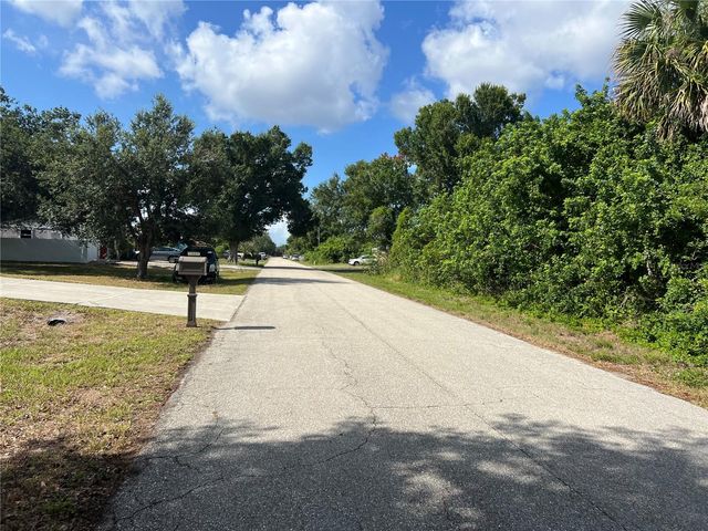 3247 MANHATTAN STREET, Port Charlotte, FL 33952