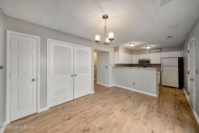 7905 Jade Green Way, Louisville, KY 40291