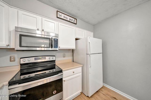 7905 Jade Green Way, Louisville, KY 40291