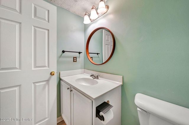 7905 Jade Green Way, Louisville, KY 40291