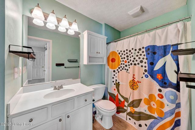 7905 Jade Green Way, Louisville, KY 40291