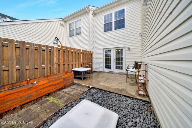 7905 Jade Green Way, Louisville, KY 40291