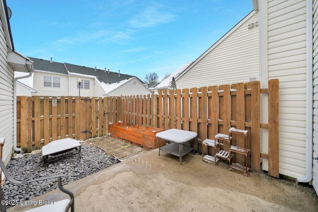 7905 Jade Green Way, Louisville, KY 40291