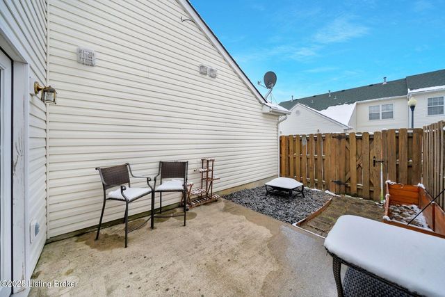 7905 Jade Green Way, Louisville, KY 40291