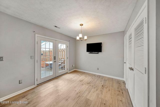 7905 Jade Green Way, Louisville, KY 40291