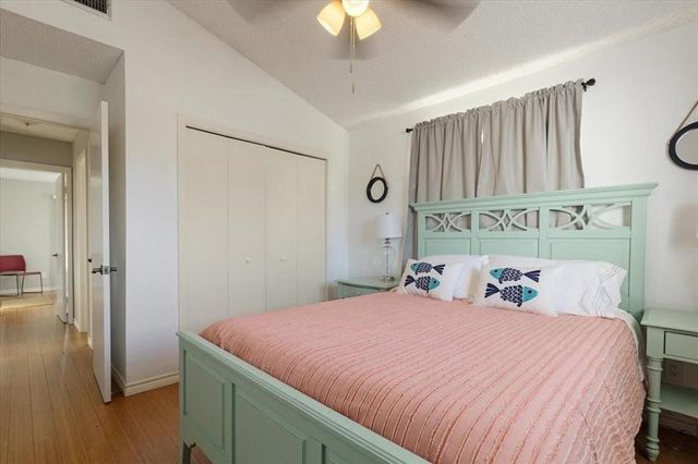 13617 Pirates Beach Boulevard, Galveston, TX 77554