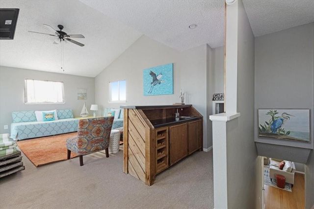 13617 Pirates Beach Boulevard, Galveston, TX 77554