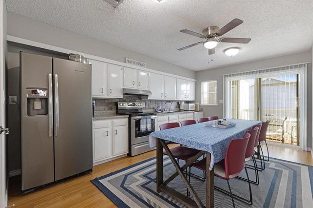 13617 Pirates Beach Boulevard, Galveston, TX 77554