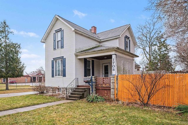 1708 S Warner Avenue, Bay City, MI 48706