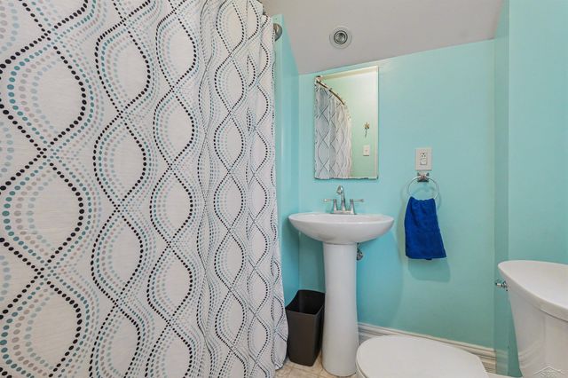 1708 S Warner Avenue, Bay City, MI 48706