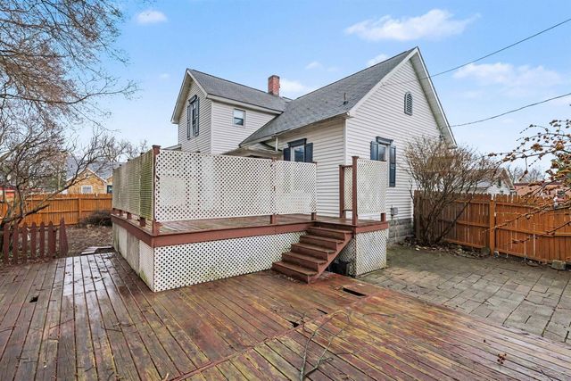 1708 S Warner Avenue, Bay City, MI 48706