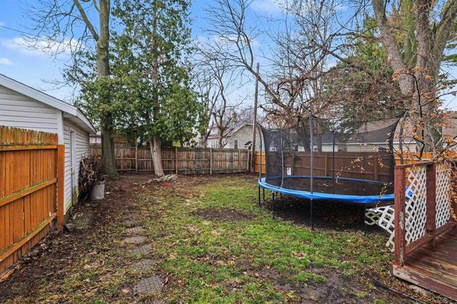 1708 S Warner Avenue, Bay City, MI 48706