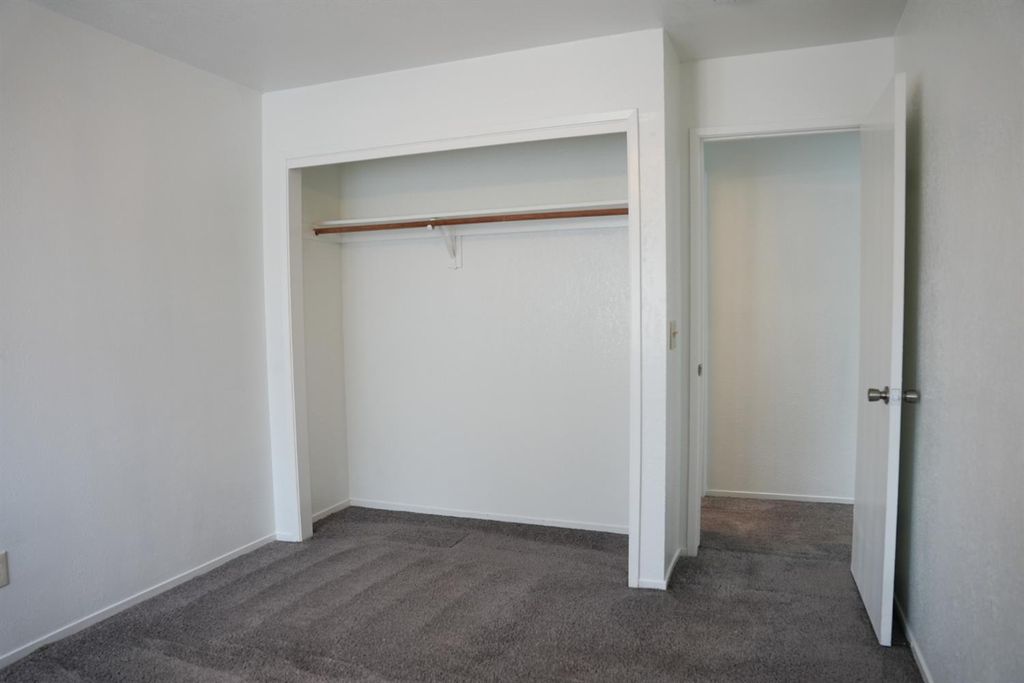 Image 13 of property listing at 4676 E Alamos Avenue # 134, Fresno, CA 93726
